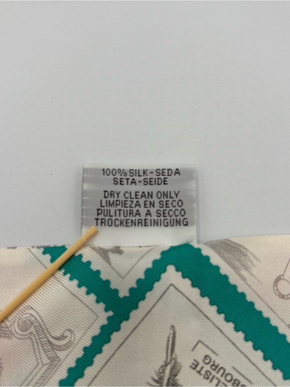 Hermès Le Philateliste du Faubourg Twilly Scarf Cream Teal Stamp Print Silk - Picture 6 of 6